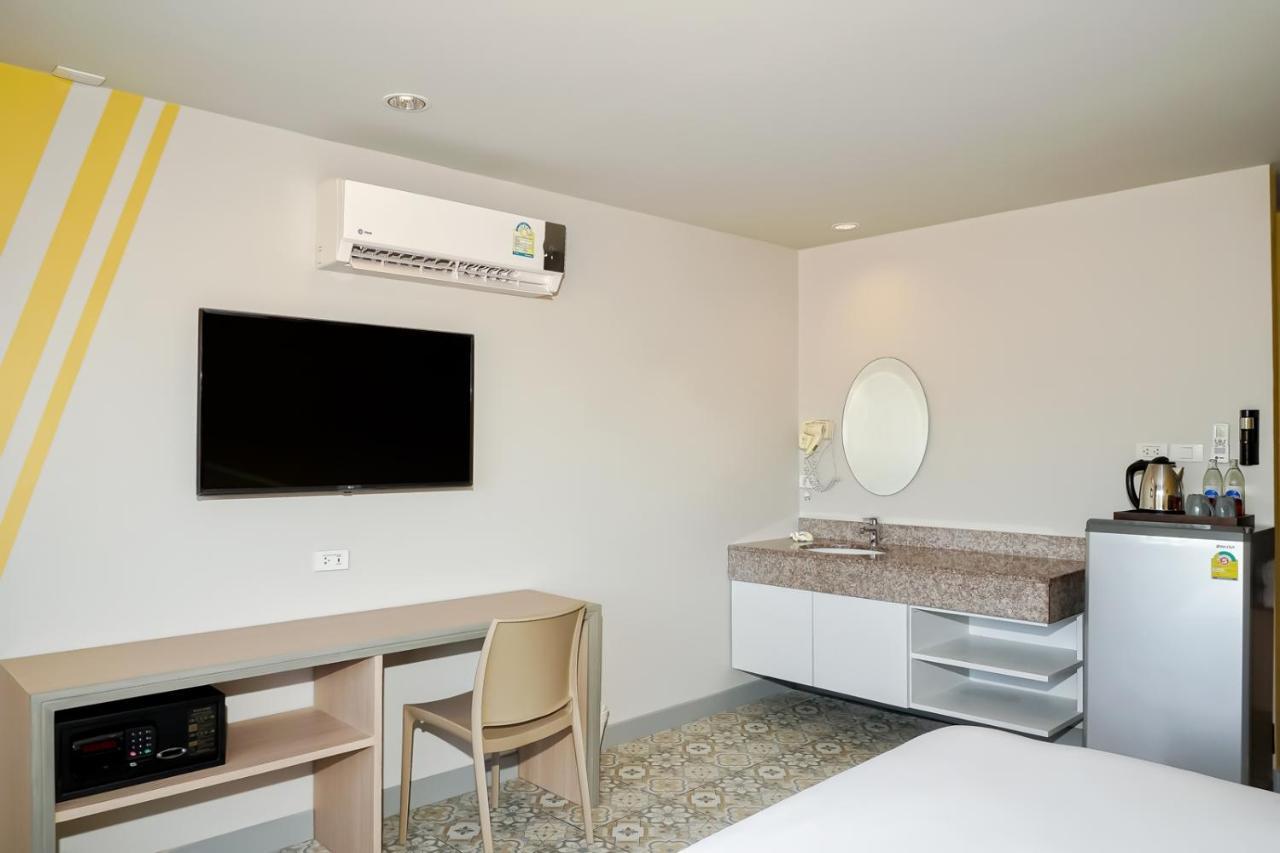 รีเซนต้าภูเก็ตสวนหลวง Hotel Phuket ภายนอก รูปภาพ