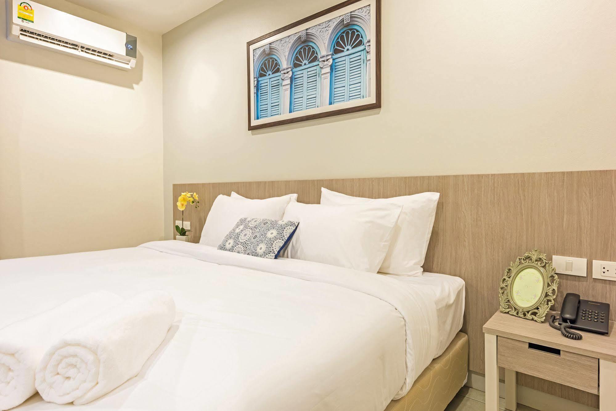 รีเซนต้าภูเก็ตสวนหลวง Hotel Phuket ภายนอก รูปภาพ