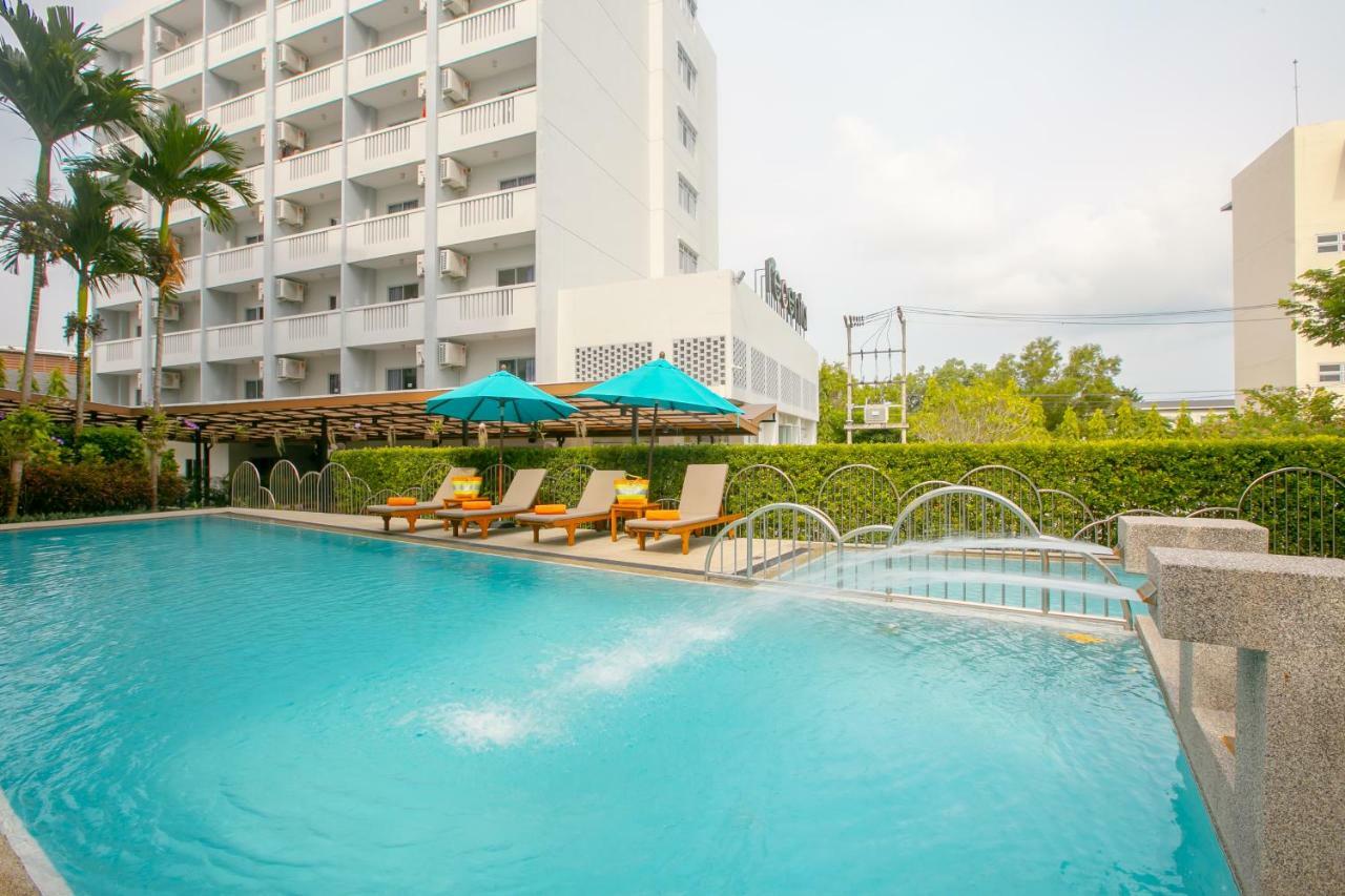 รีเซนต้าภูเก็ตสวนหลวง Hotel Phuket ภายนอก รูปภาพ
